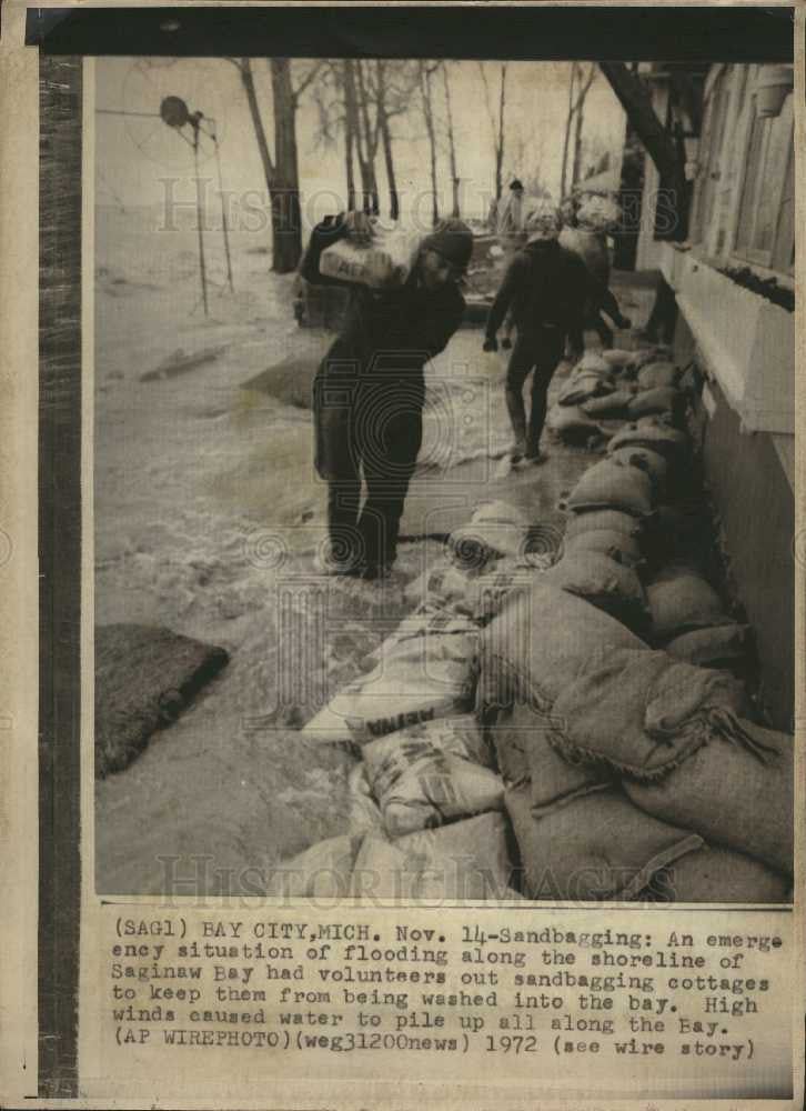 1972 Press Photo Flooding - Historic Images