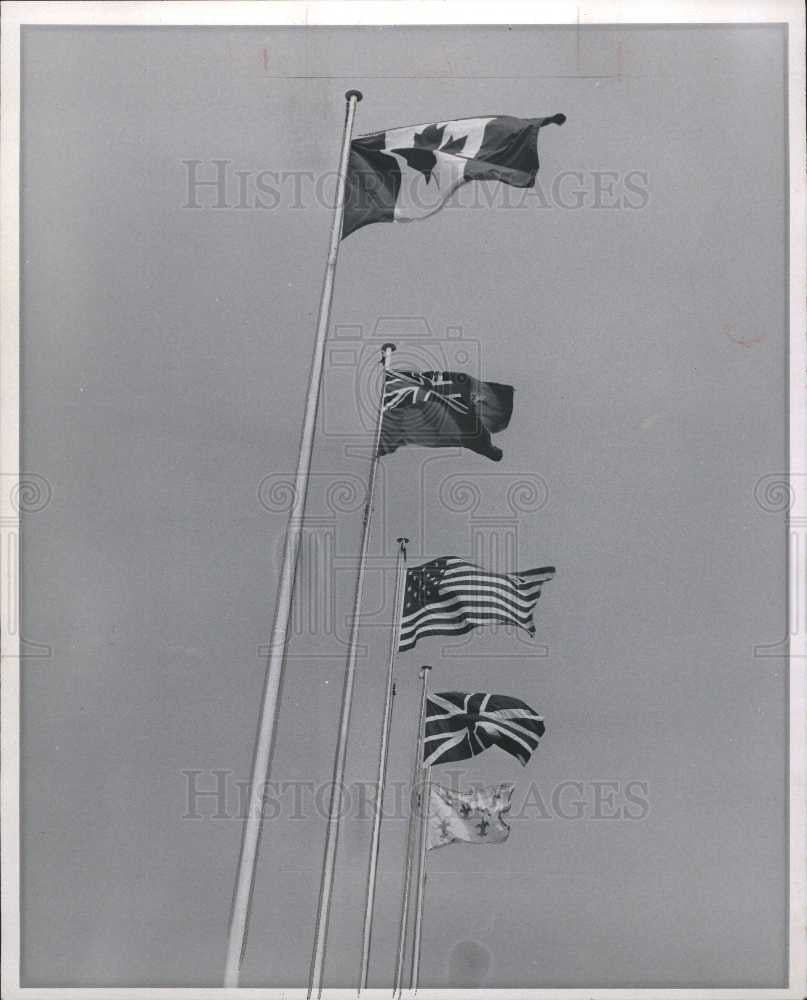 1967 Press Photo US - Historic Images