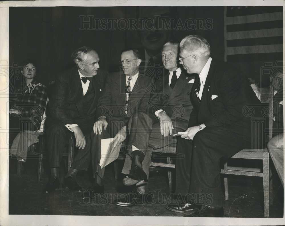 1948 Press Photo Senator Arthur Vandenberg Judd - Historic Images