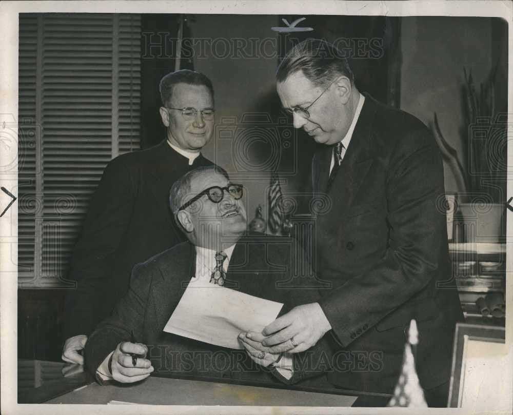 1949 Press Photo Mayor Van Antwerp Hickey McPheeters - Historic Images