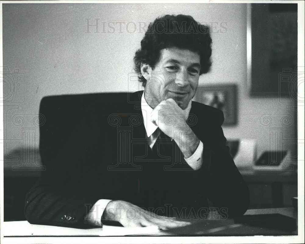 1983 Press Photo Van Amems - Historic Images