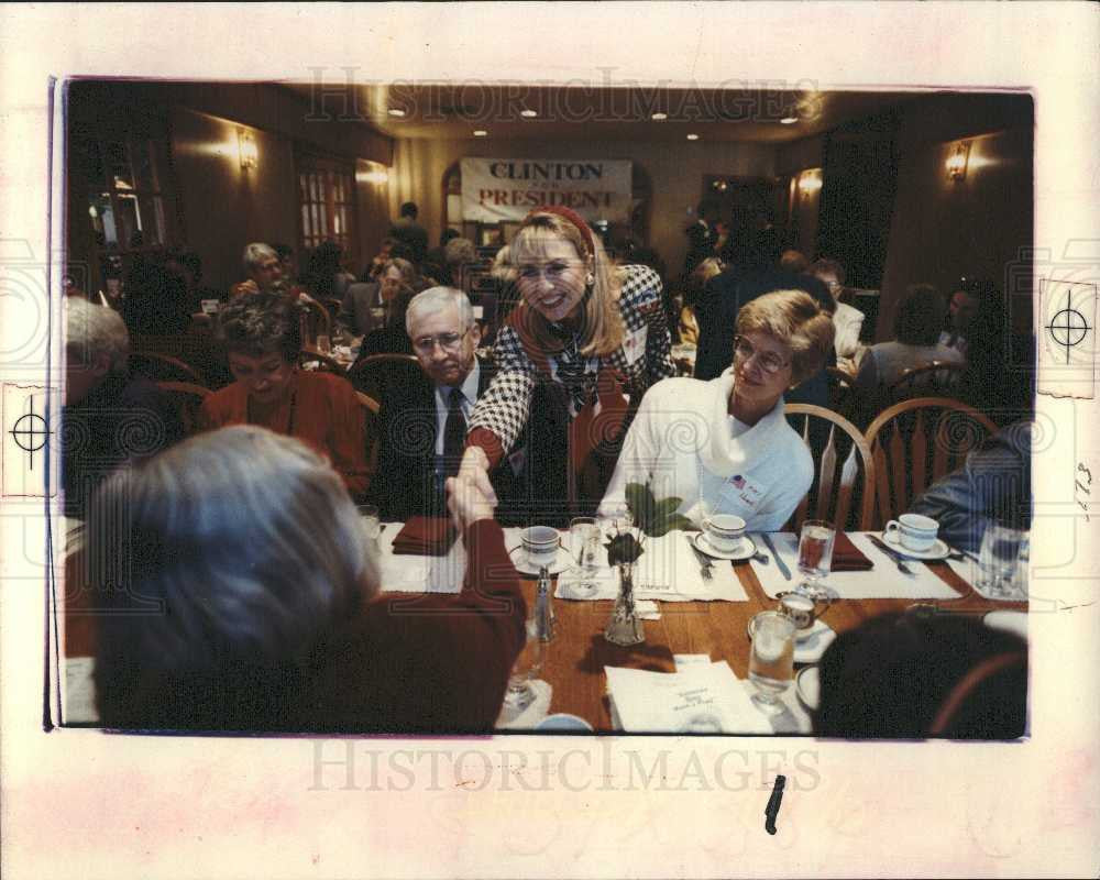 1992 Press Photo Hillary Diane Rodham Clinton - Historic Images