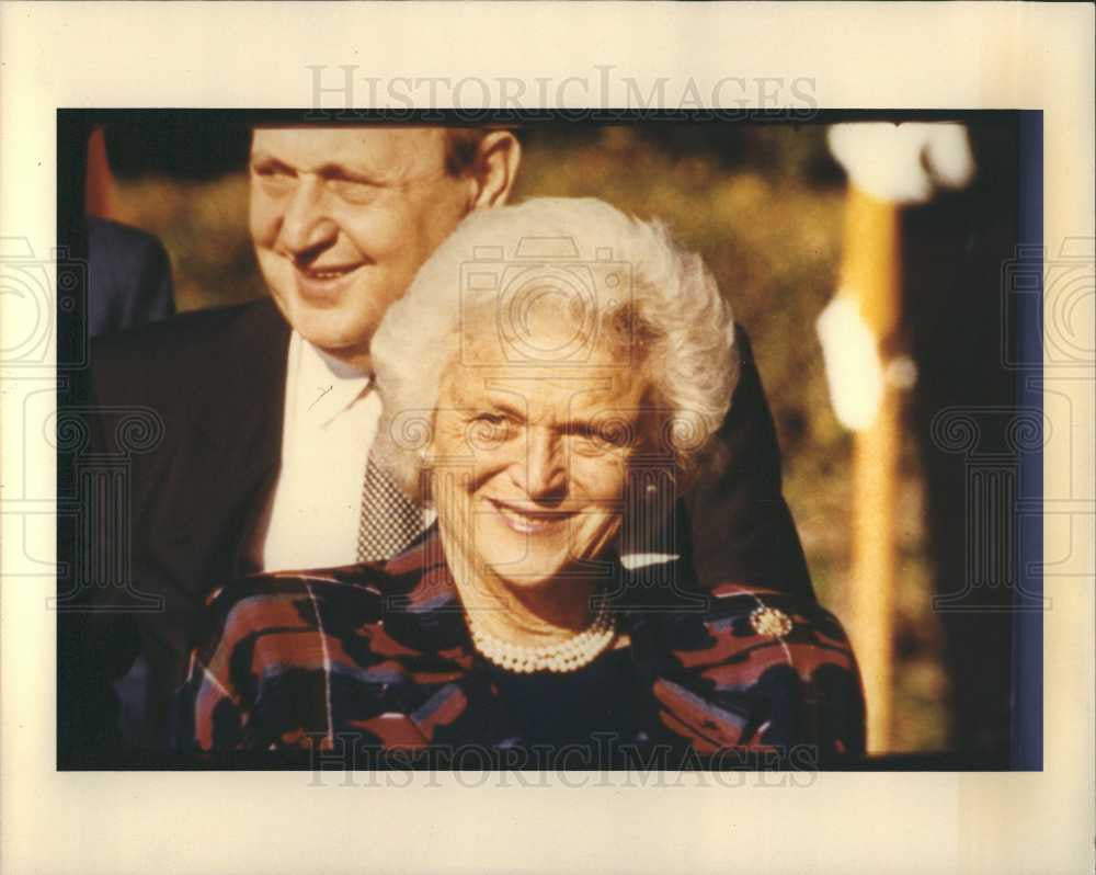 1988 Press Photo Barbara Bush Wife George H. W. - Historic Images