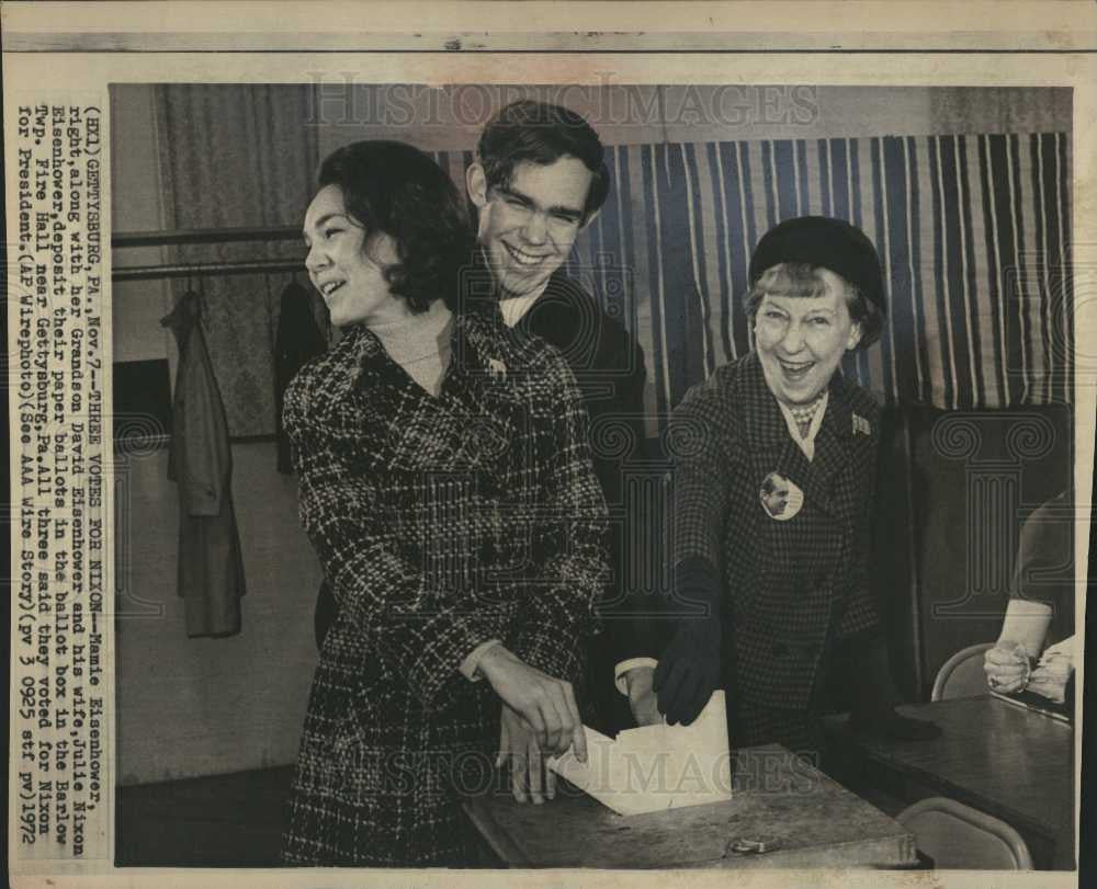 1972 Press Photo Eisenhower family votes Nixon - Historic Images