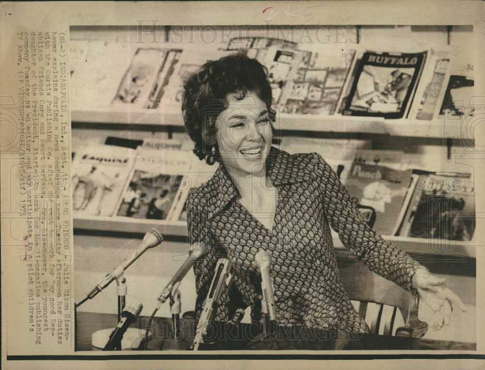 1973 Press Photo Julie Nixon Eisenhower Curtis Publish - Historic Images