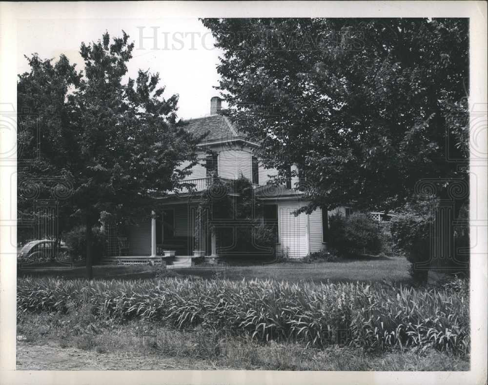 1945 Press Photo Ida Eisenhover house - Historic Images