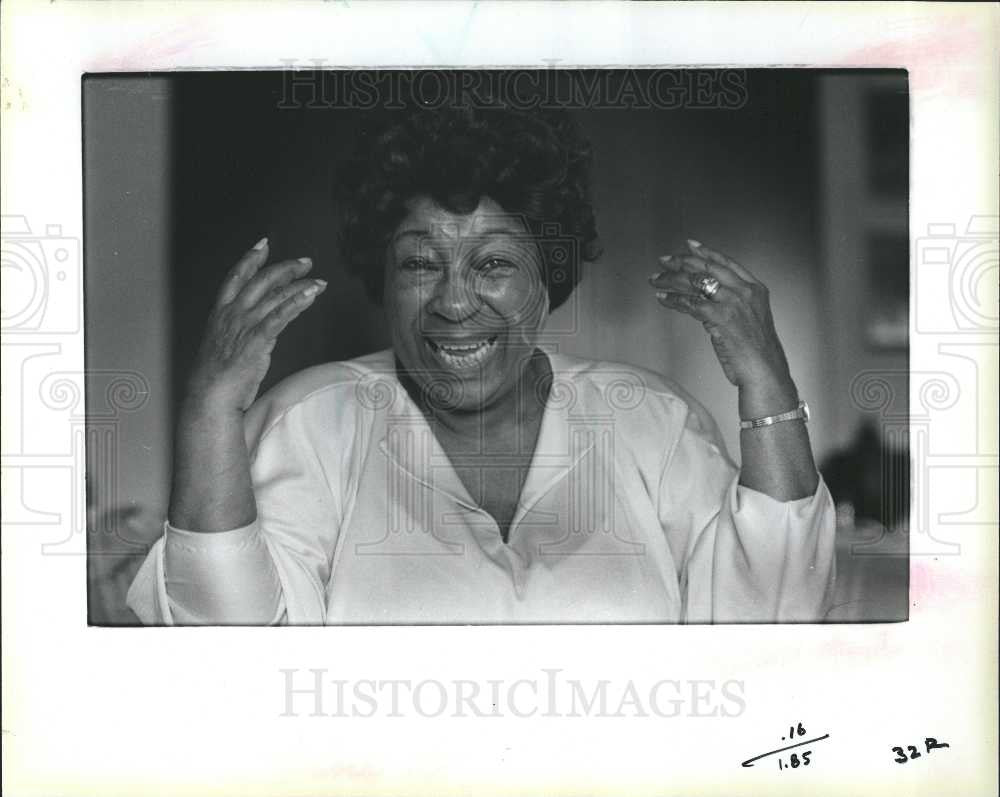 1987 Press Photo Bettie Taylor dancing days 40s - Historic Images