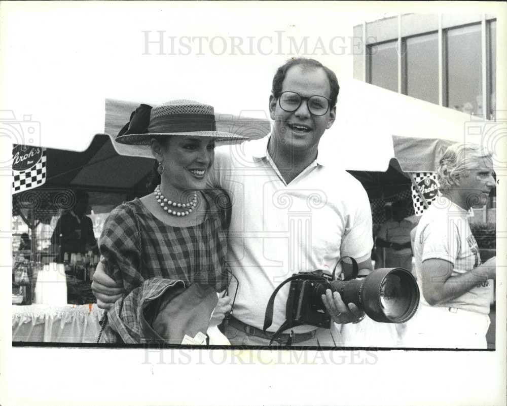 1984 Press Photo Bob Taubman Linda - Historic Images