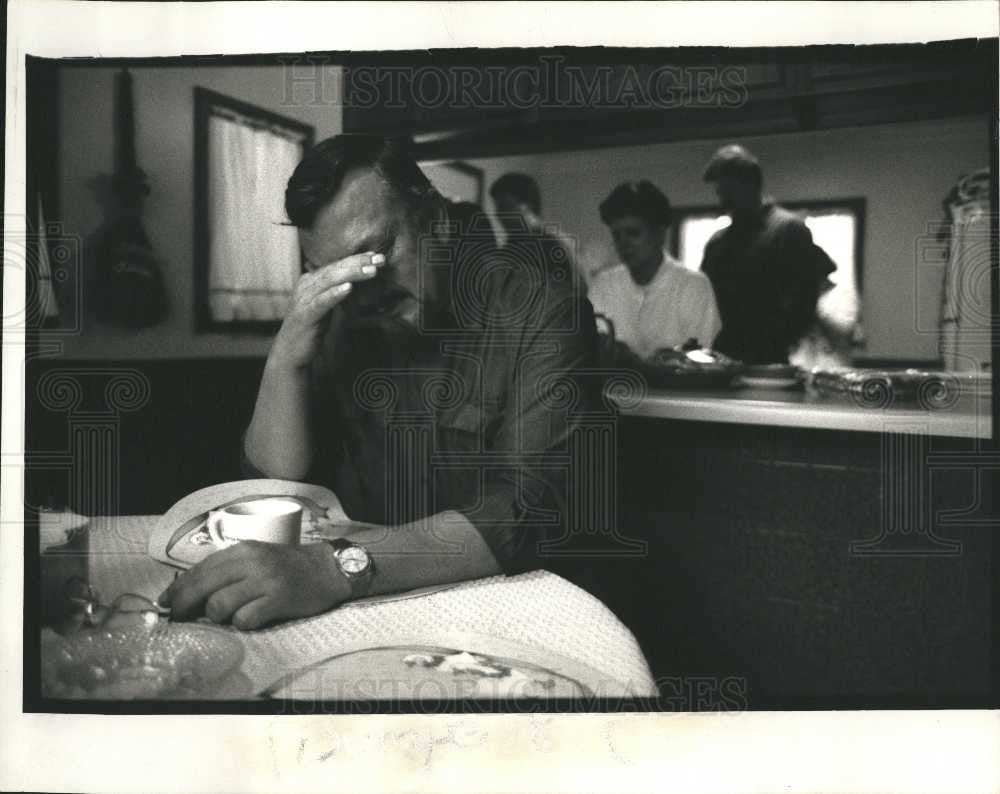 1992 Press Photo Jack Eilar Stephen death father - Historic Images