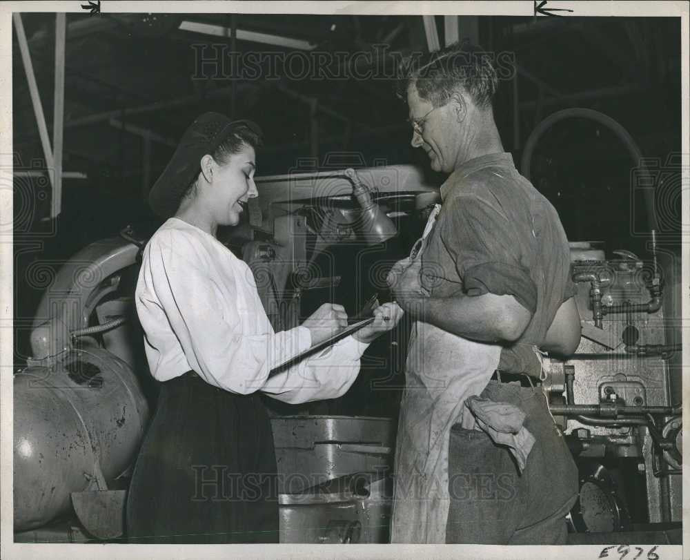 1956 Press Photo Women Workers - Historic Images