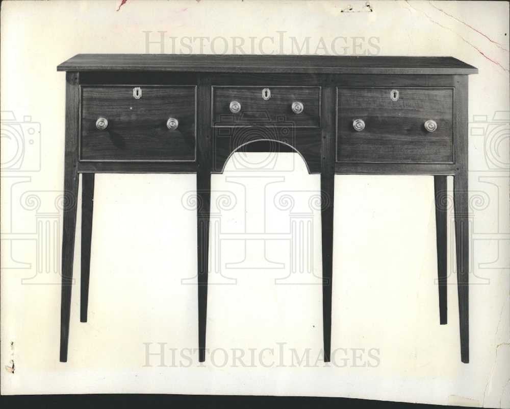 1976 Press Photo Furniture Antique Williamsburg - Historic Images
