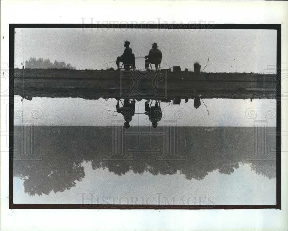 1986 Press Photo The fishing is great, Detroit - Historic Images