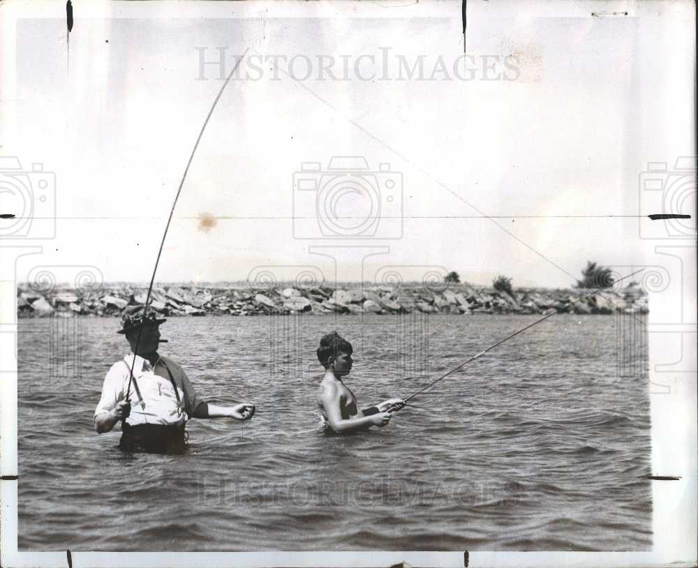 1952 Press Photo bass fishing Michigan Thunder Bay - Historic Images