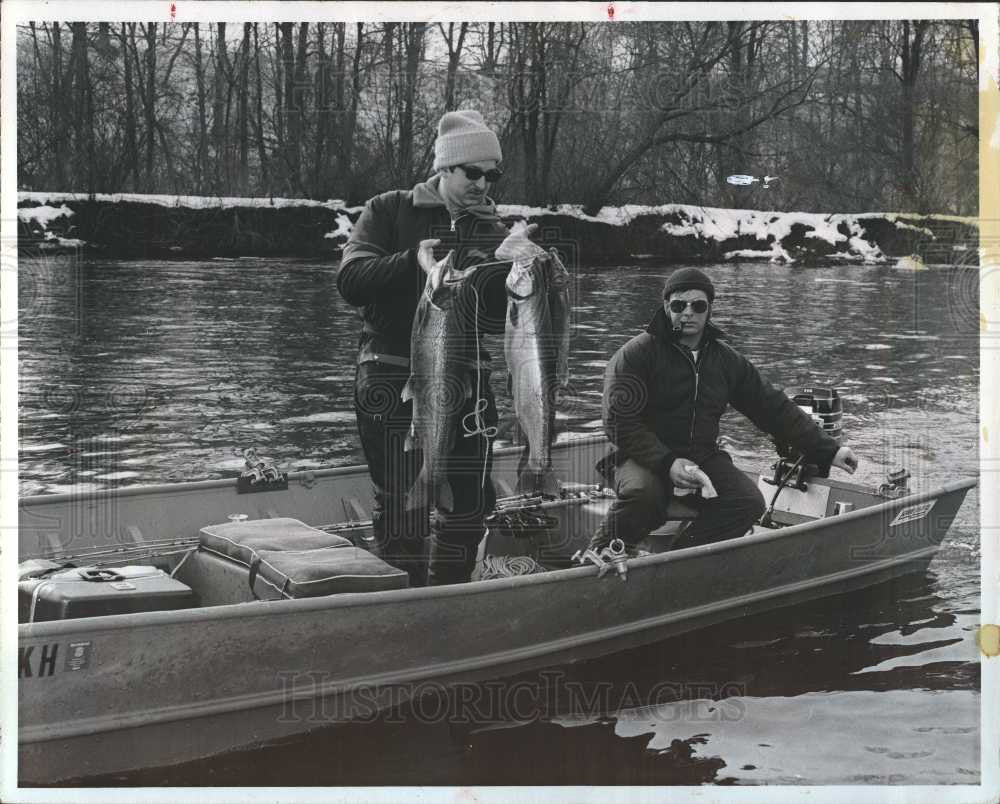 1982 Press Photo fishing, dams, Grand River - Historic Images