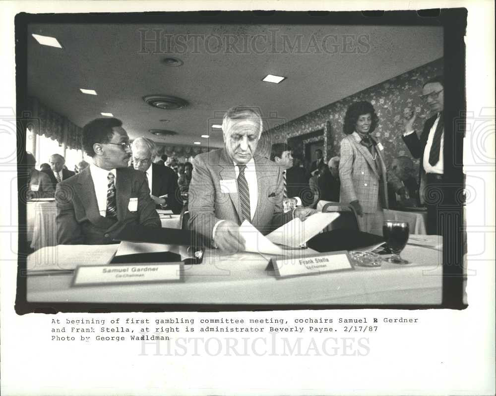 1988 Press Photo Samuel Gerdner Frank Stella gambling - Historic Images