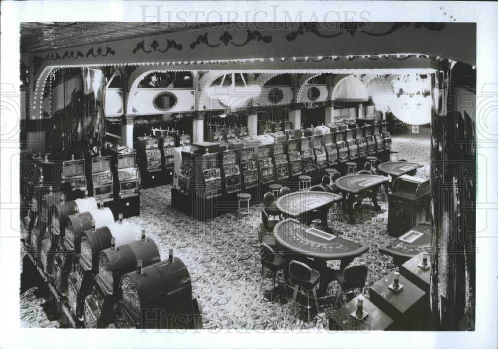 Press Photo Machine - Historic Images