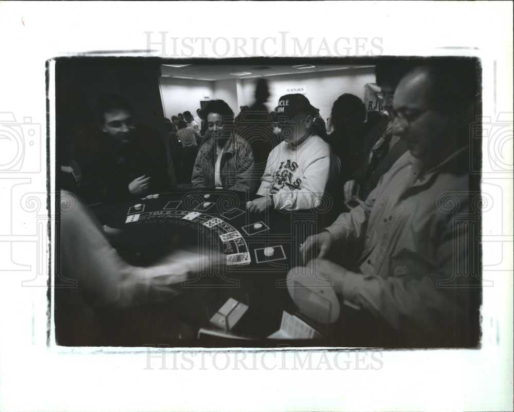 1993 Press Photo gambling wagering-money u.s.a - Historic Images