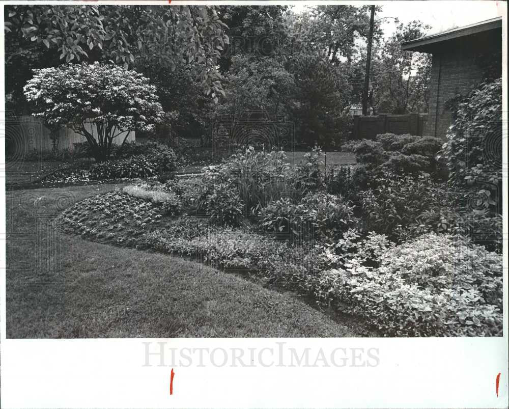 1983 Press Photo Garden - Historic Images