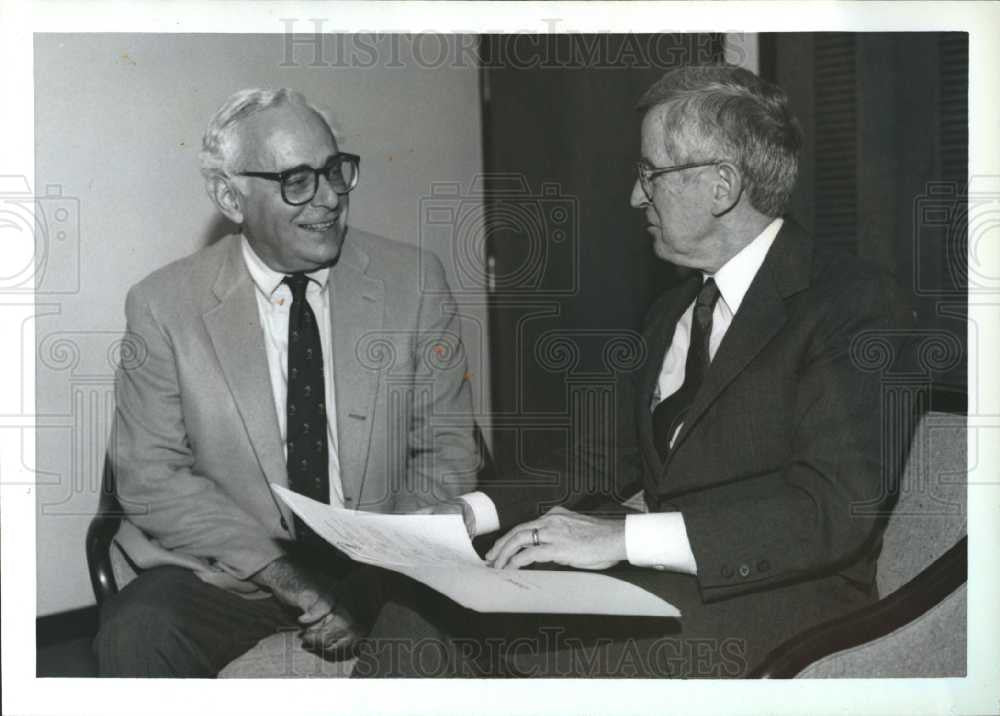1989 Press Photo JUDGE AVERN L COHN, JOHNW. REED. - Historic Images