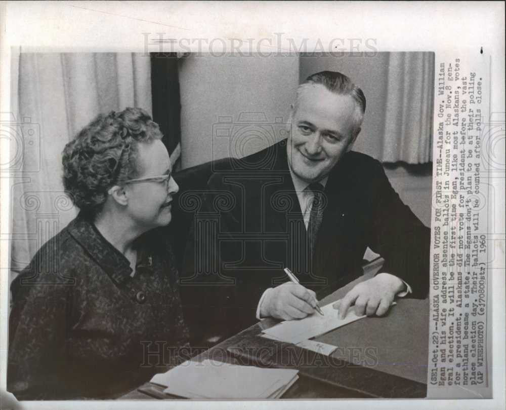 1960 Press Photo Governor William Egan Alaska voting - Historic Images