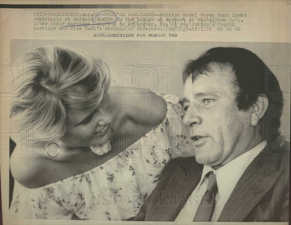 1976 Press Photo Susan Hunt Richard Burton Washington - Historic Images