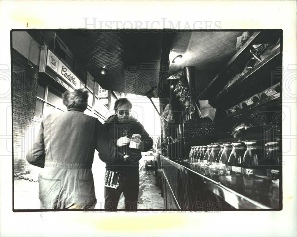 1988 Press Photo Factory - Historic Images
