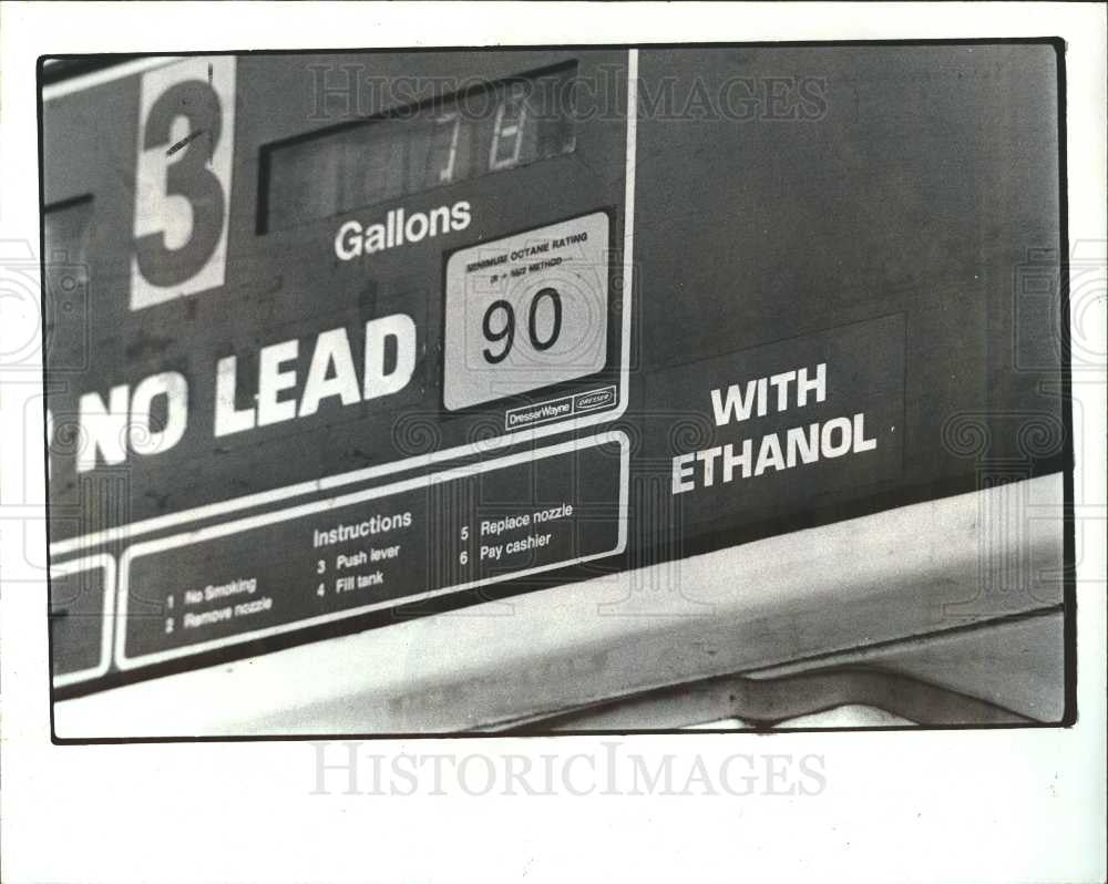 1983 Press Photo gas station gasohol ethanol - Historic Images