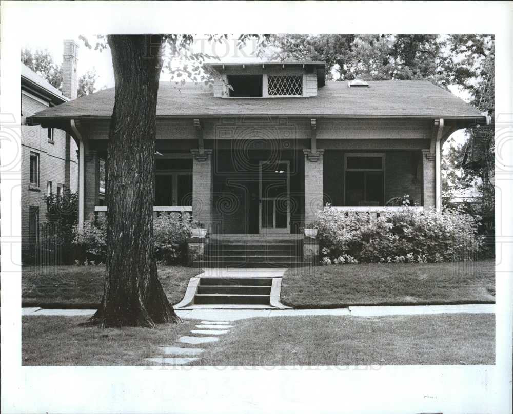 1990 Press Photo Neil Bush Denver residence president - Historic Images