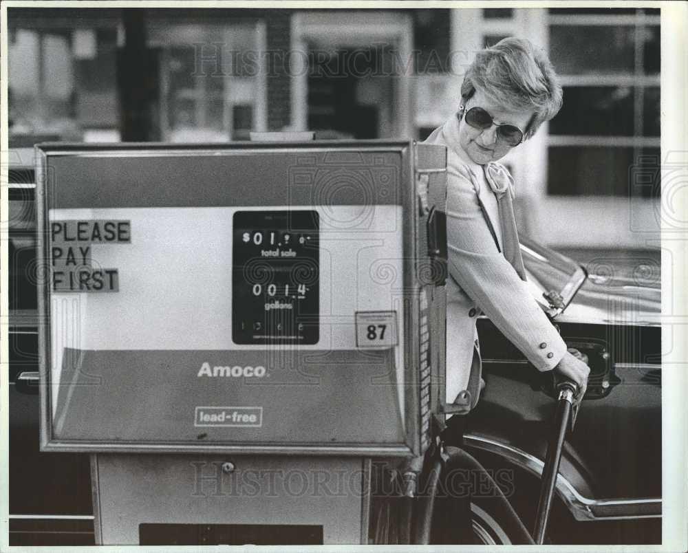 1980 Press Photo Gas pump - Historic Images