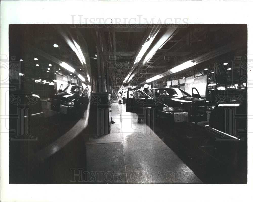 1992 Press Photo motor company - Historic Images