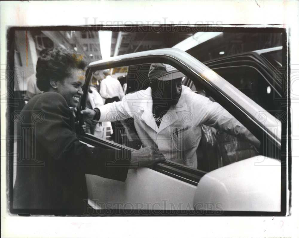 1990 Press Photo General Motors plant Poletown Cadillac - Historic Images