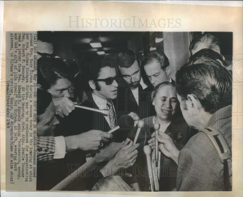 1969 Press Photo Mary Sirhan Bishara Robert F. Kennedy - Historic Images