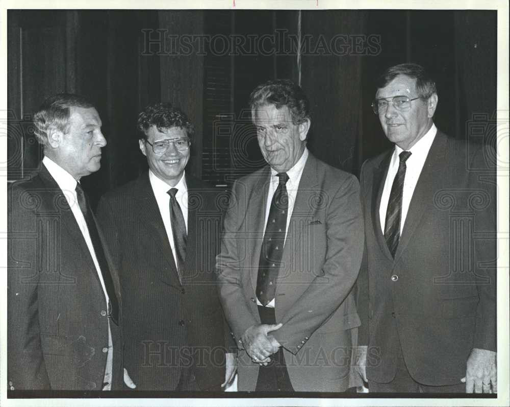 1988 Press Photo Ned Skeldon president Toledo Mud Hens - Historic Images