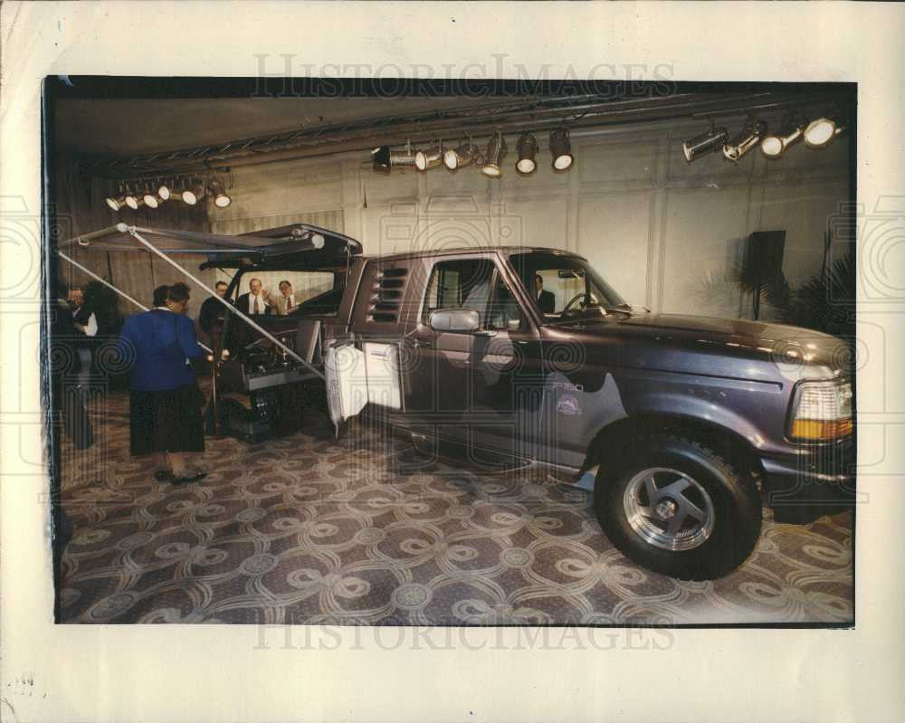 1993 Press Photo Ford Truck - Historic Images