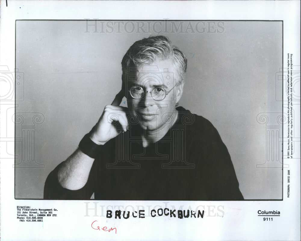 1992 Press Photo Bruce Douglas Cockburn OC - Historic Images