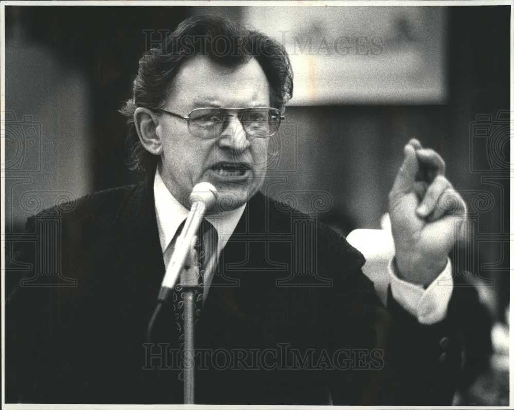 1983 Press Photo Zolton Ferency lawyer activist school - Historic Images
