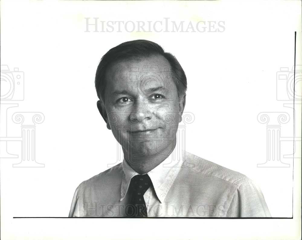 1992 Press Photo John Smyntek, Director of Free Press - Historic Images