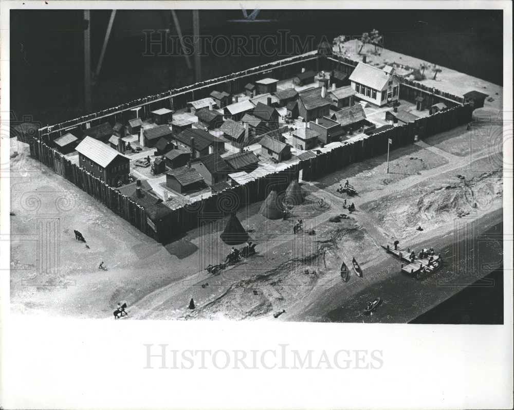 1975 Press Photo pontchartrain  fort french - Historic Images