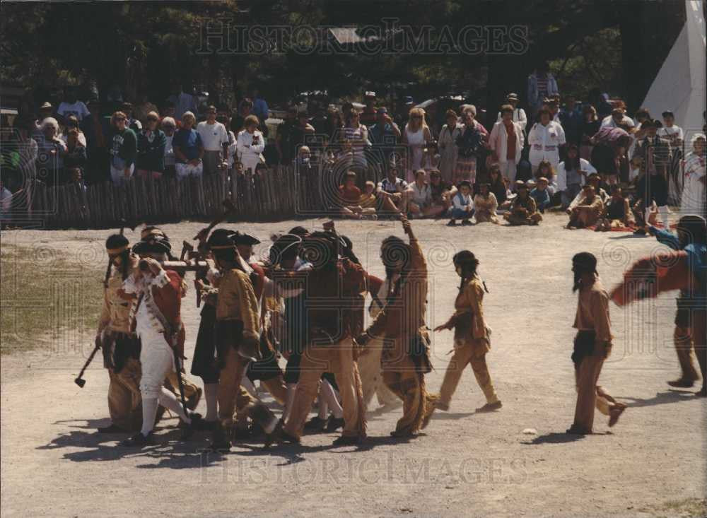 1991 Press Photo Re-enactment Ft Michilimackine Pageant - Historic Images