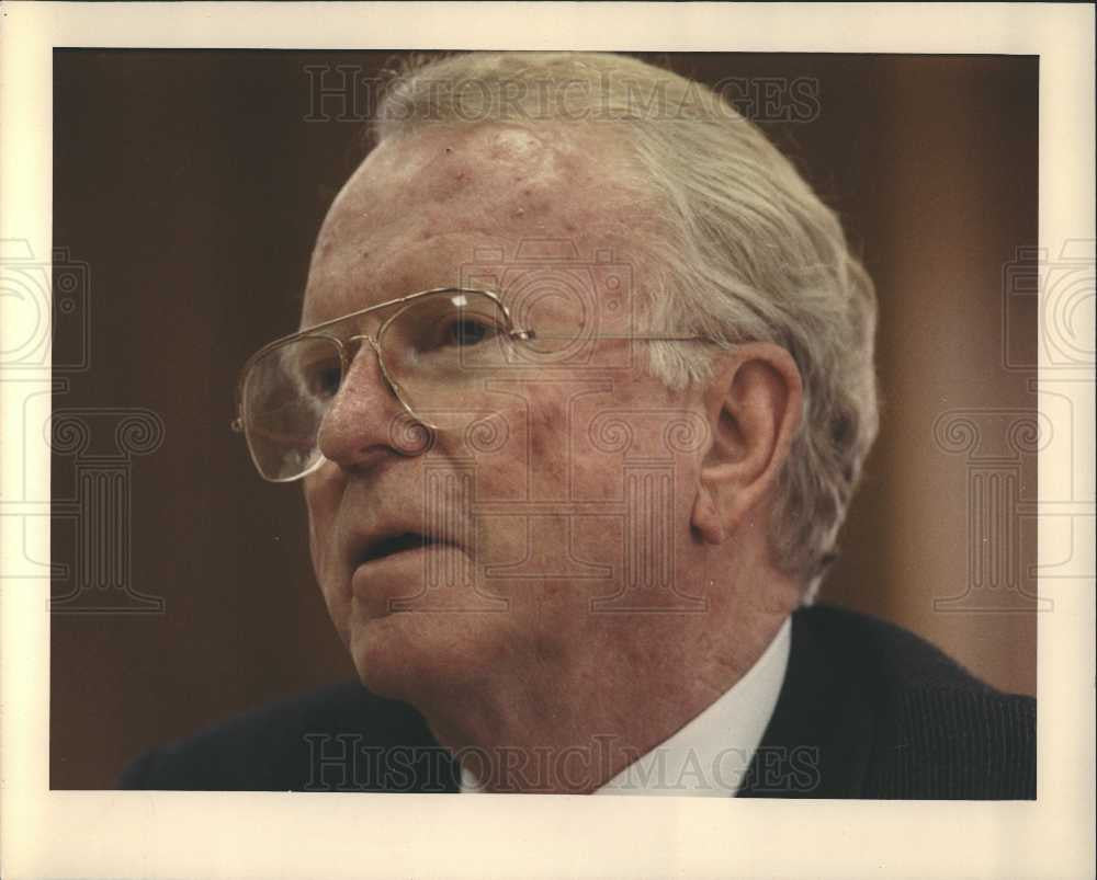 1989 Press Photo Roger Smith General Motors Chairman - Historic Images