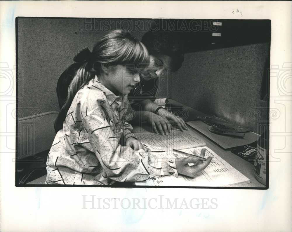 1989 Press Photo Quinn Toledo tutor Andria Weiss lesson - Historic Images