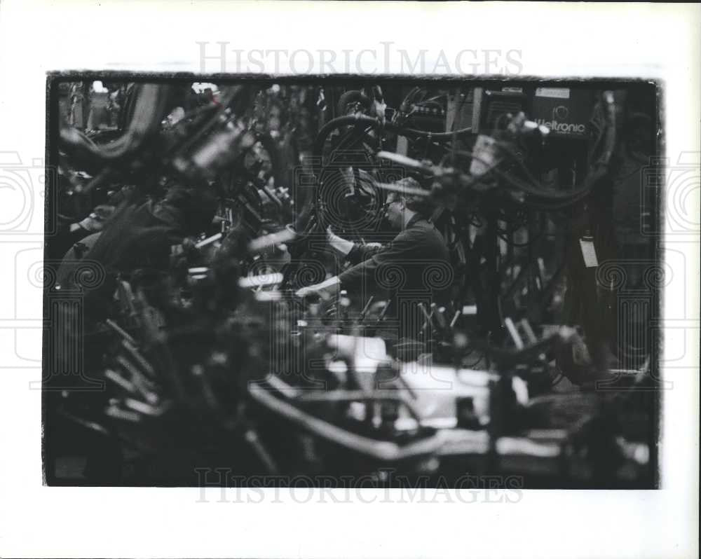 1989 Press Photo Ford Motor Co Wixon Assembly Plant - Historic Images