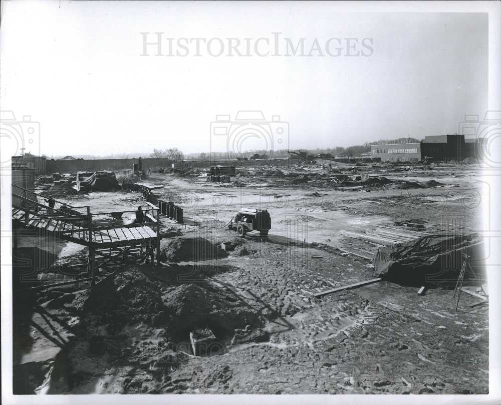 1952 Press Photo Ford Motor Co. Ypsilanti Plant - Historic Images