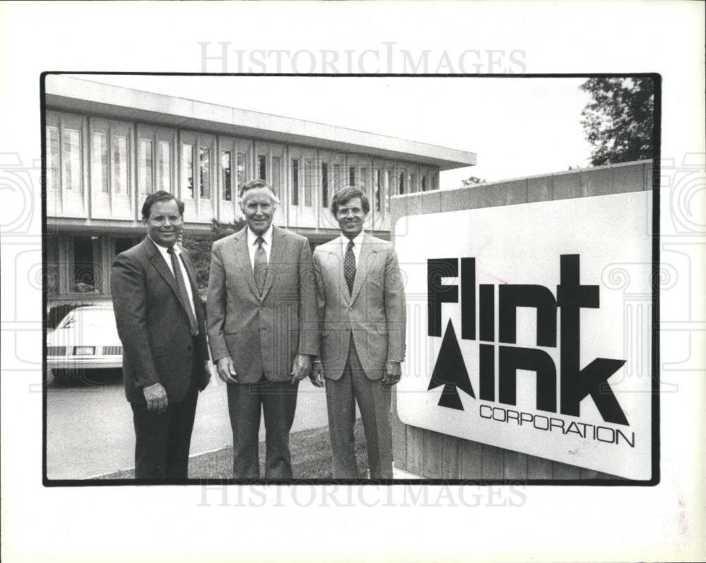 1985 Press Photo Flint Printing - Historic Images