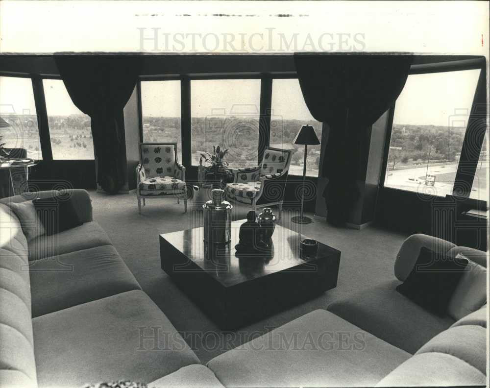 1982 Press Photo Living Room 2 bedroom Weddell - Historic Images