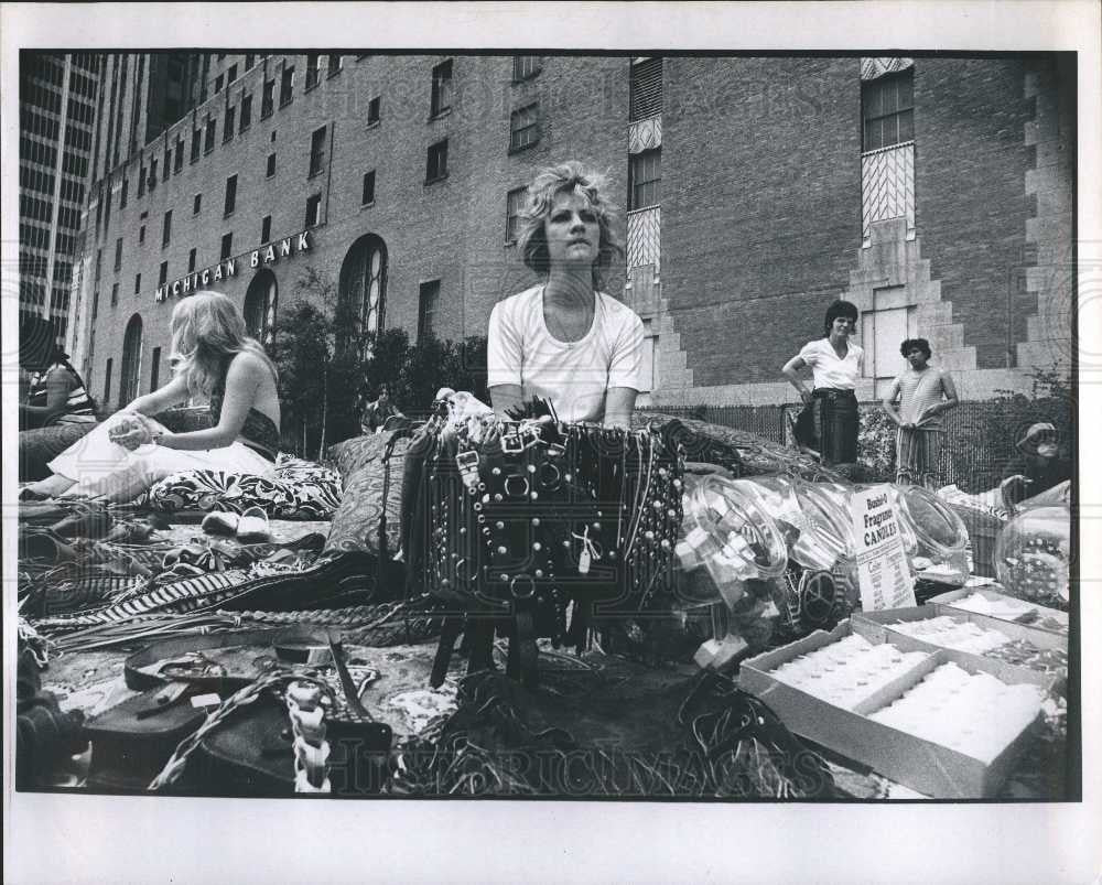 1970 Press Photo flea market - Historic Images