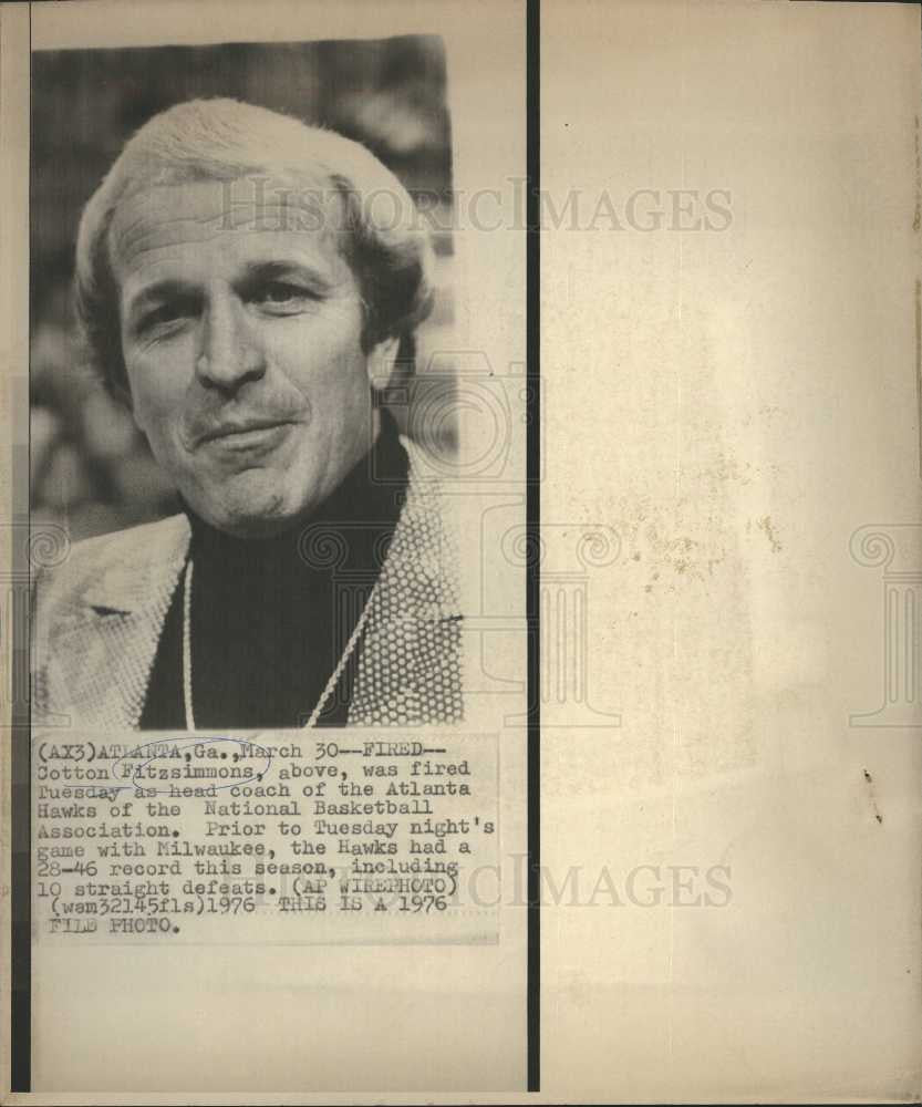 1976 Press Photo Cotton Fitzsimmons basketball coach - Historic Images