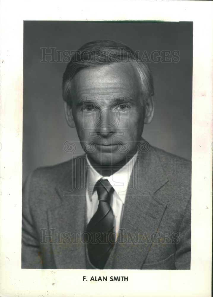 1989 Press Photo F. Alan Smith, General Motors - Historic Images