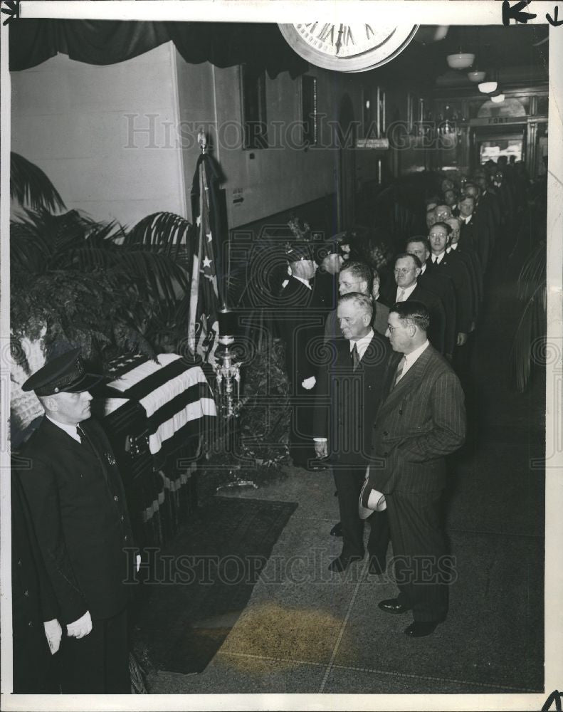 1942 Press Photo John W. Smith - Historic Images