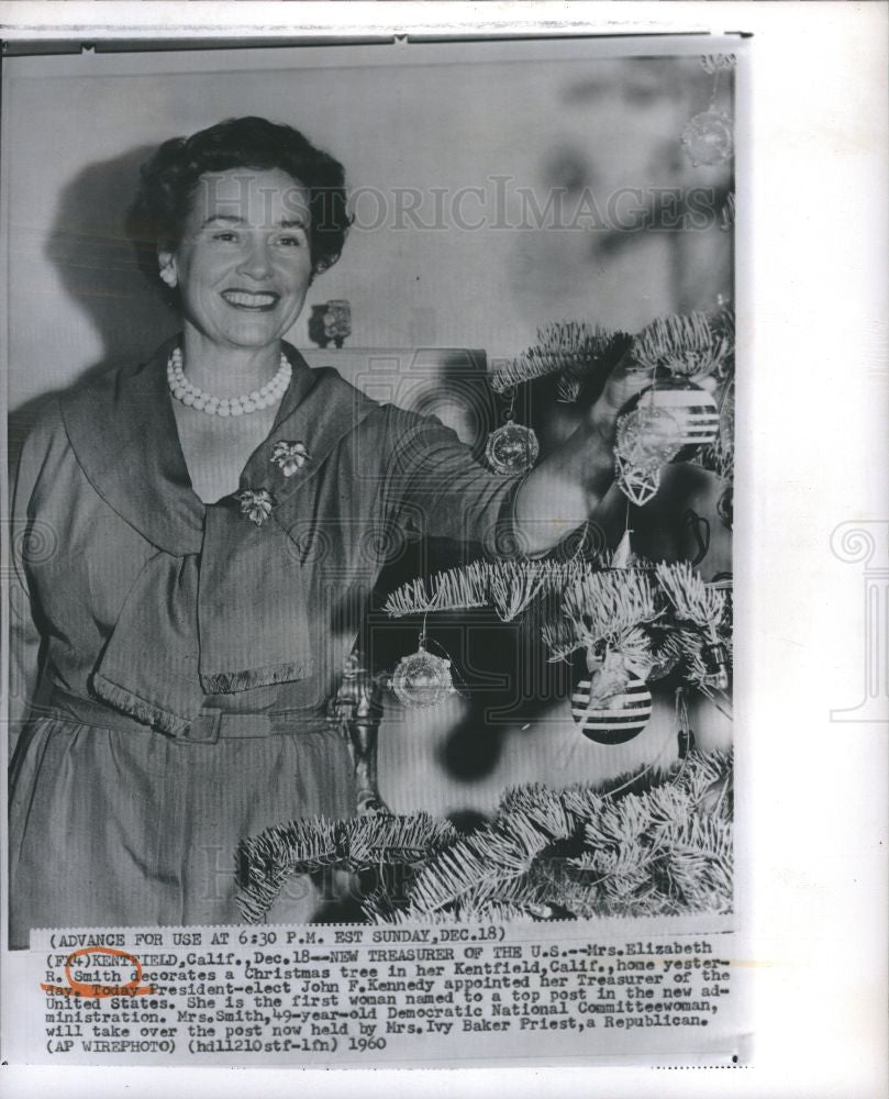 1960 Press Photo Queen Elizabeth R. Smith - Historic Images